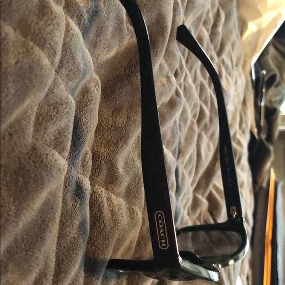 AUTHENTIC COACH SUNGLASSES! - Picture 3 of 4